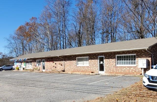 1022 River St - Unit A - 1022 River Street, Wilkesboro, NC 28697