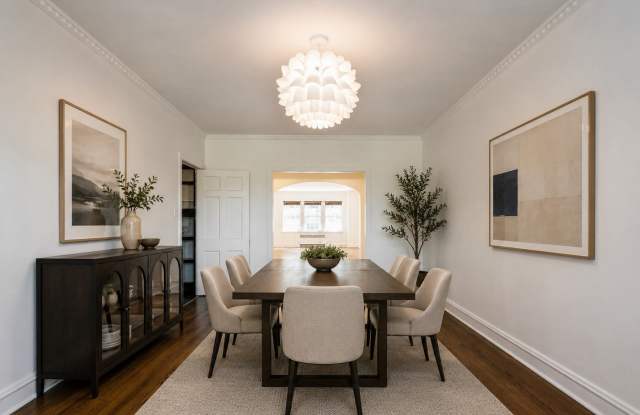 4300 N Marine Drive Gallery 3