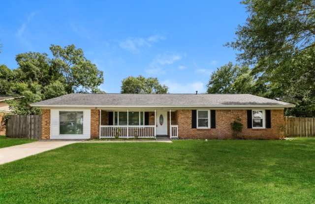 29 Montclair Avenue - 29 Montclair Avenue, Berkeley County, SC 29445 29 Montclair Avenue - 29 Montclair Avenue, Berkeley County, SC 29445