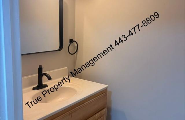 Spacious 2-Bedroom, 1.5-Bath Townhome in East Baltimore – $1,400/Month Gallery 4