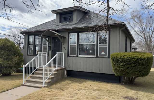 Duluth MN 5- Bedroom - 2-Bath - 1 - Car Single Family Home photos photos