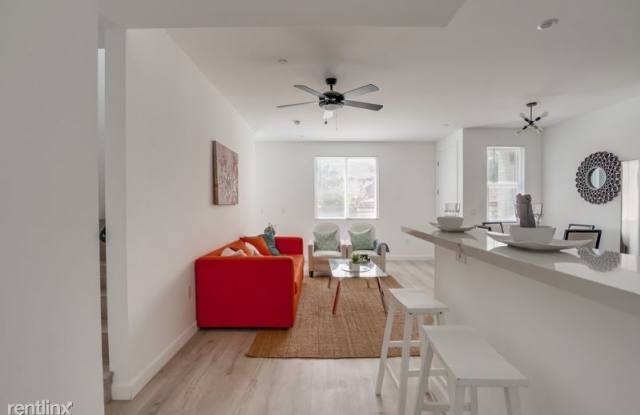 125 E Spruce Gallery 3
