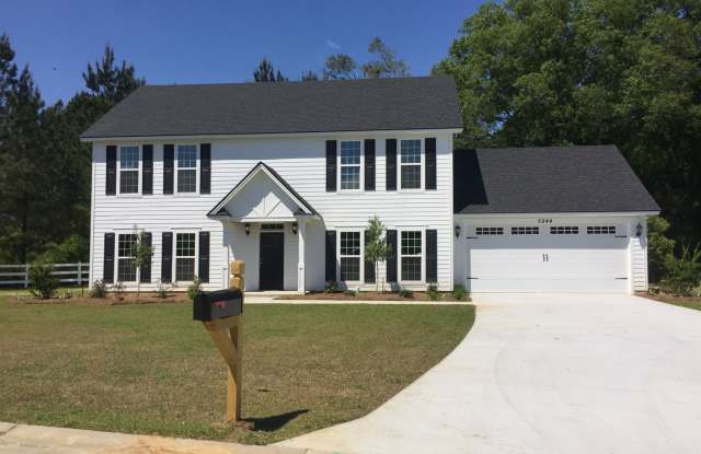 Stunning 4BR/3.5BA Hahira Home Near Stone Creek Golf Course! photos photos