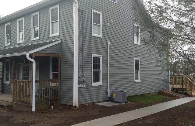 215 ULRICH STREET - 215 Ulrich Street, Royalton, PA 17057