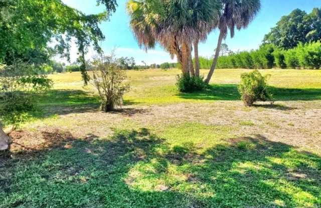 2451 AQUILOS Court Gallery 3