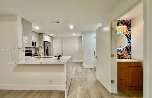 1498 Barcelona Way photos photos