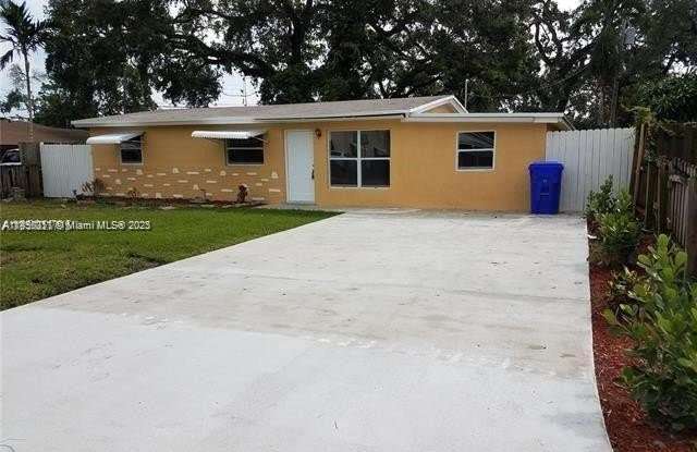 5620 Freedom St photos photos