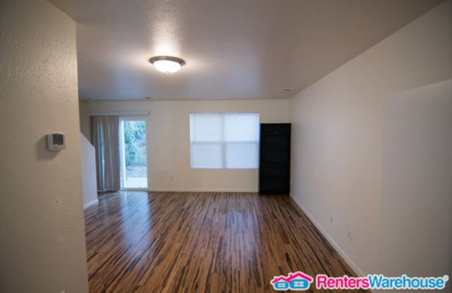 5156 Goshawk Street Gallery 4