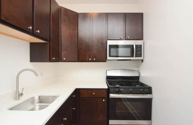 2934 Palmer Gallery 3