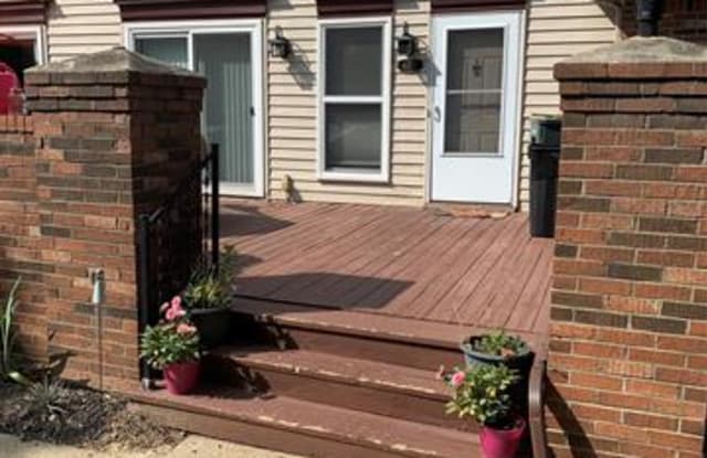 41105 NORTHWIND Drive - 41105 Northwind Dr, Wayne County, MI 48188