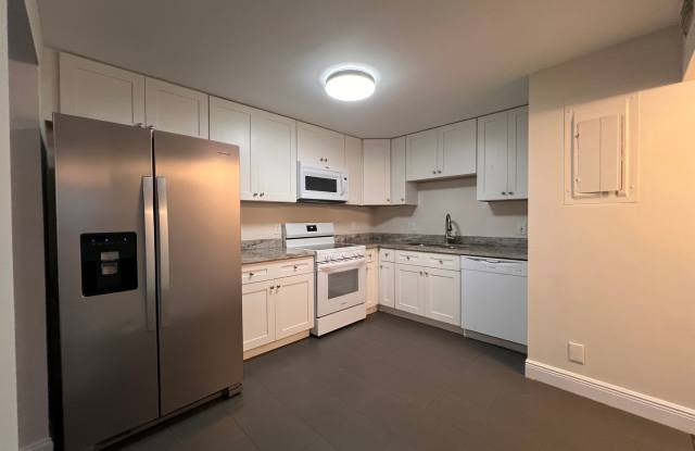 Pretty, Huge, Updated Townhome photos photos Pretty, Huge, Updated Townhome photos photos