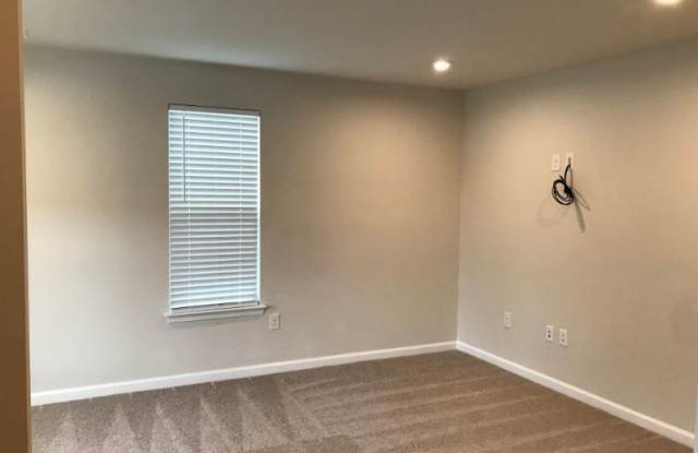 304 Gaither Dr Gallery 4