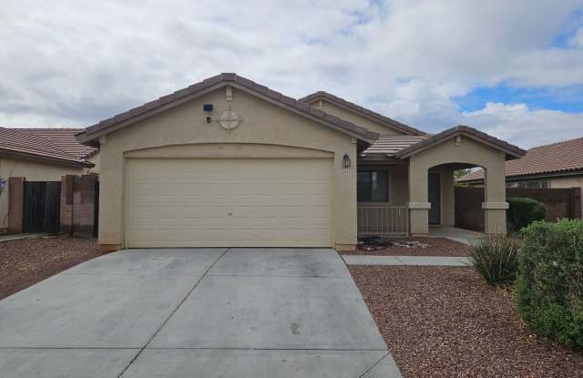 Home For Rent- Sunset Vista - 25719 West Saint Charles Court, Buckeye, AZ 85326