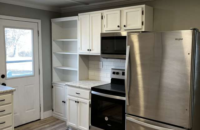 213 S 4th St photos photos