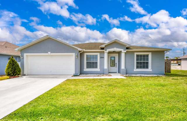 2544 SW Deckard Street photos photos