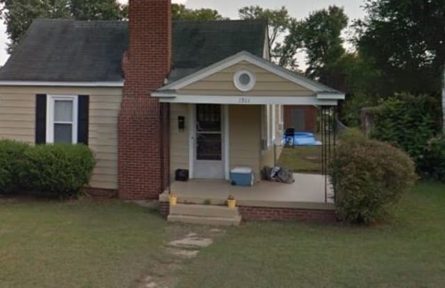 1911 Timberlake Ave - 1911 Timberlake Avenue, Lakeside, VA 23228