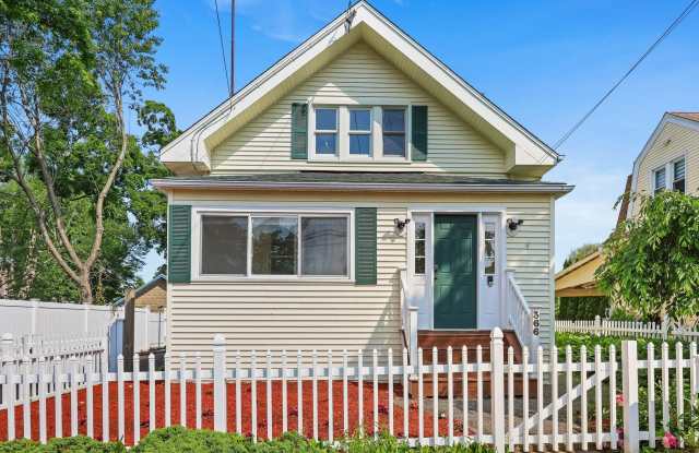 366 Suburban Avenue photos photos