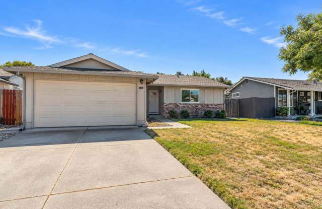 32456 Darlene Way, Union City, CA 94587 - 3 Bedroom 2 Bathroom home with Large Backyard? Move-In Ready Gallery 1