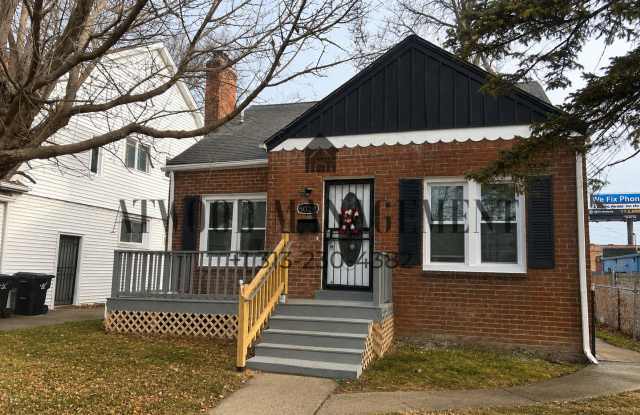 Coming Soon – Beautifully Updated Home *Coming Soon (Move-in ready by 6/15 or Sooner)*! photos photos