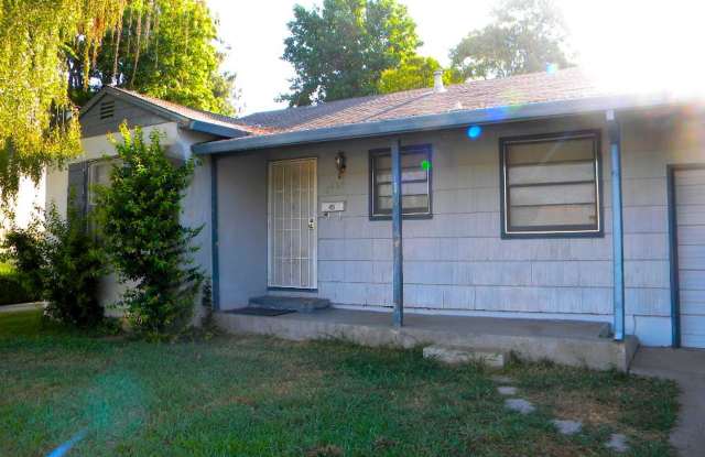 GREAT 2 BD/ 1 BA HOUSE Gallery 1