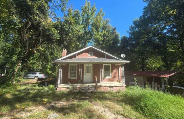 3844 Green Point Dr Gallery 1