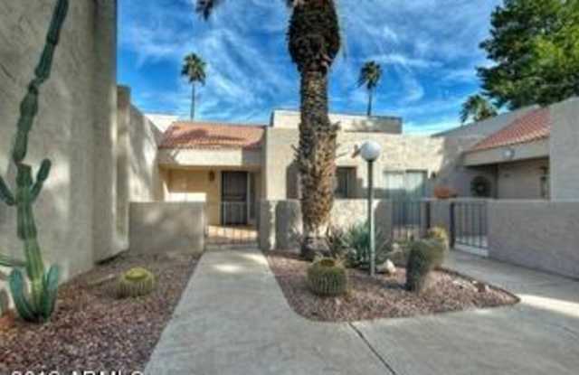 7001 N VIA CAMELLO DEL SUR Drive - 7001 North via Camello Del Sur, Scottsdale, AZ 85258