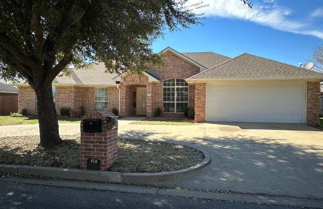 Spacious 4 Bedroom 2 Bath Home in Whitehouse ISD! Gallery 1
