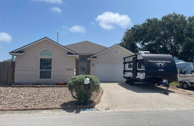 Waterfront Living in Corpus Christi – 3 Bed, 2 Bath Home with Boat Lifts  Scenic Views photos photos