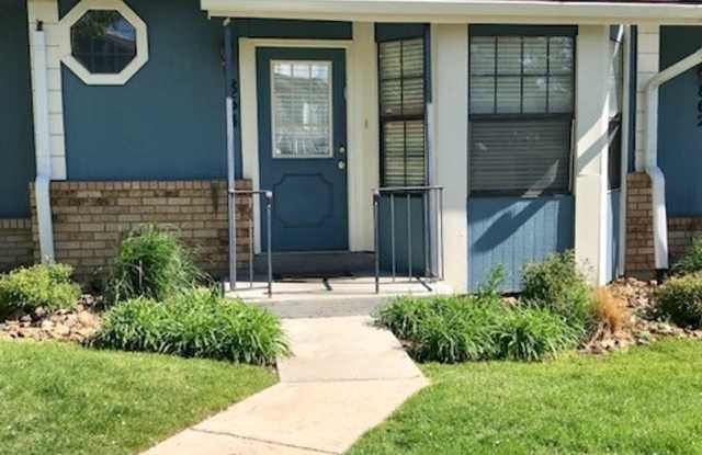 Cute 2-Bedroom Townhouse - 864 London Green Way, Colorado Springs, CO 80906