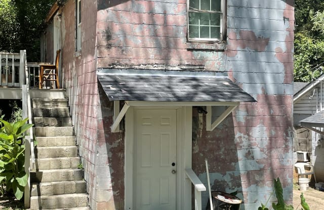 615 Hall Ave - B Gallery 1