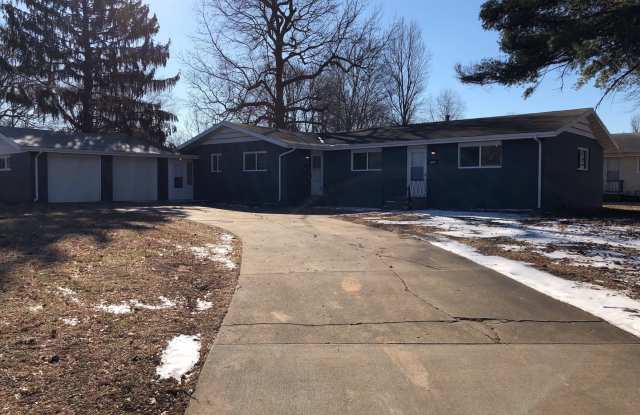 2718-2720 S. Stewart photos photos