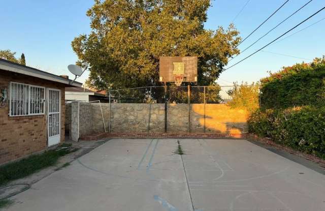 8208 Dempsey ave Gallery 2