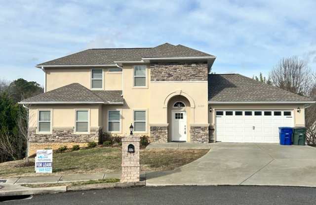 Beautiful Home in East Brainerd! 3 Beds, 3.5 Baths, 2 Car Garage! Gallery 1