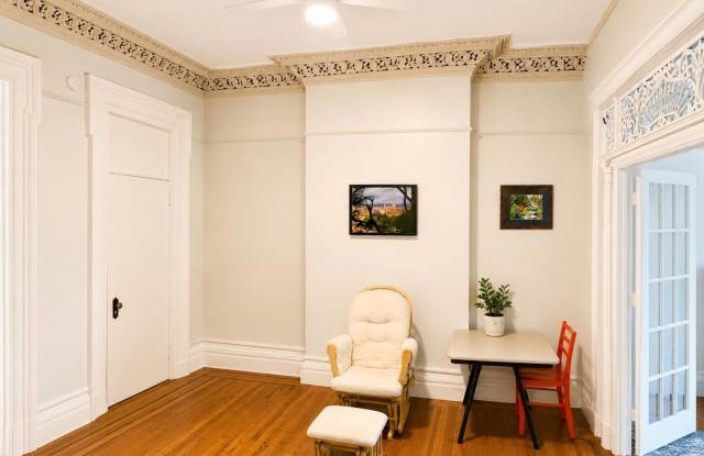 208 5TH ST Gallery 4