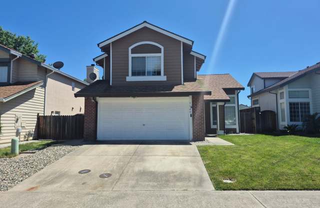Adorable 3 bedroom 2.5 bath home photos photos
