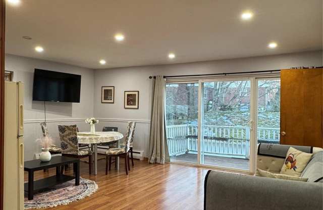 287 Route 32 unit: 202 photos photos