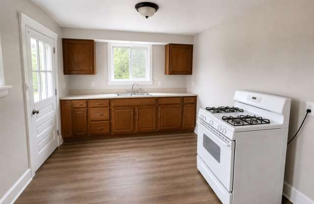 2 bed/1 bath home for rent Clairton, PA photos photos