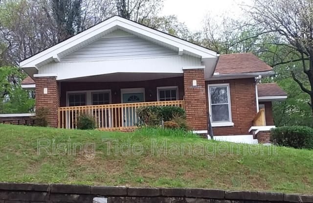 200 9th Ct W photos photos