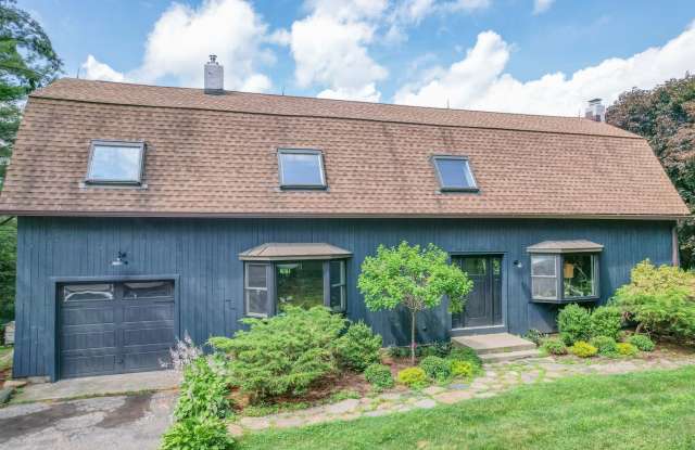 Spacious 3 Bedroom 3 Bath - 109 Old Litchfield Road, Litchfield County, CT 06794