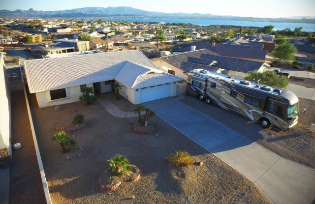 Winter Rental with Waterfall Pool (November  December only) - 1848 Deer Run Drive, Lake Havasu City, AZ 86404