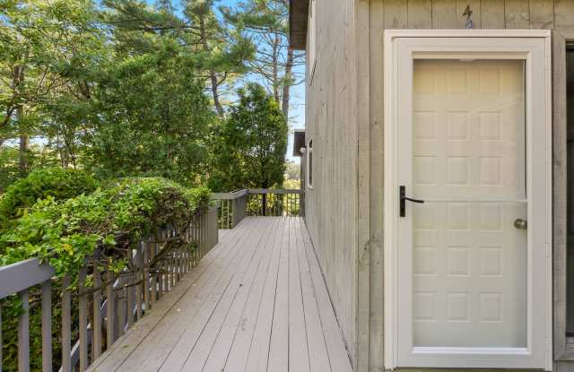 Year-round Home in Manchester-by-the-Sea – Close to Downtown! Gallery 4
