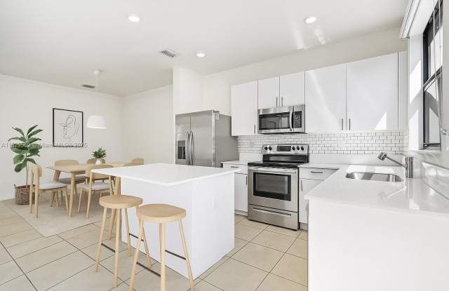11763 SW 246th Ter photos photos