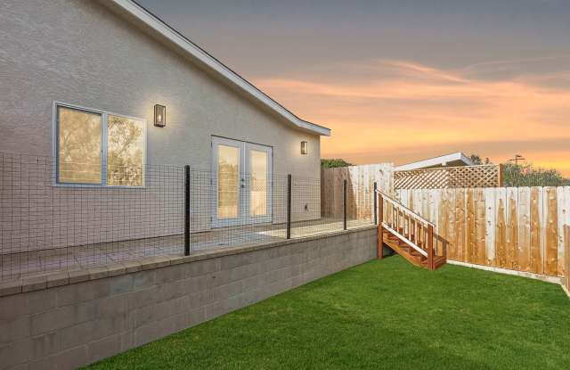 ***New Construction 3 Bedroom in University City*** - 6983 Florey Street, San Diego, CA 92122