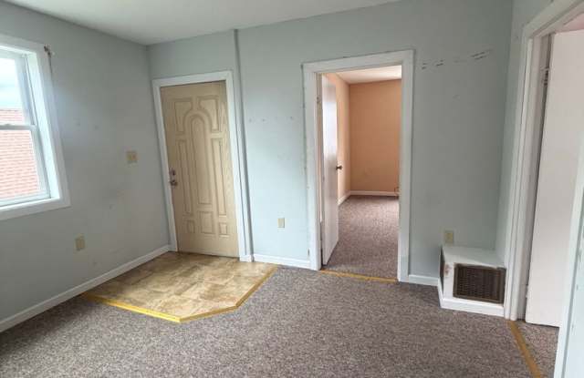 10 Beech St, Gloversville, NY 12078 Gallery 1