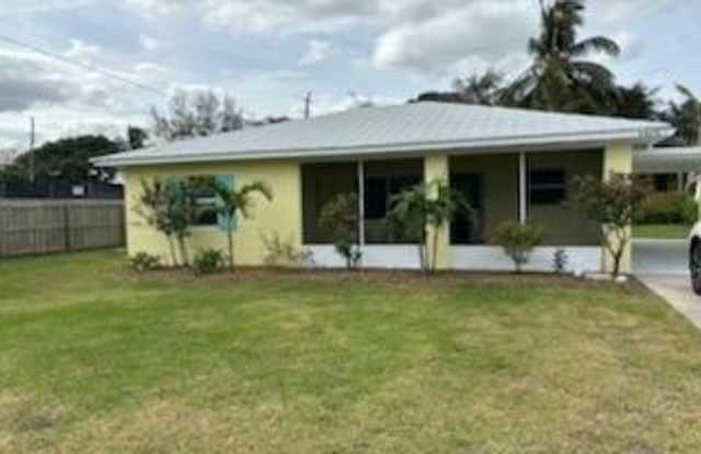 4404 SE Mulford Lane photos photos