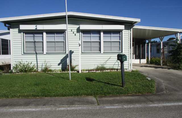 137 Holiday Park Boulevard Gallery 2