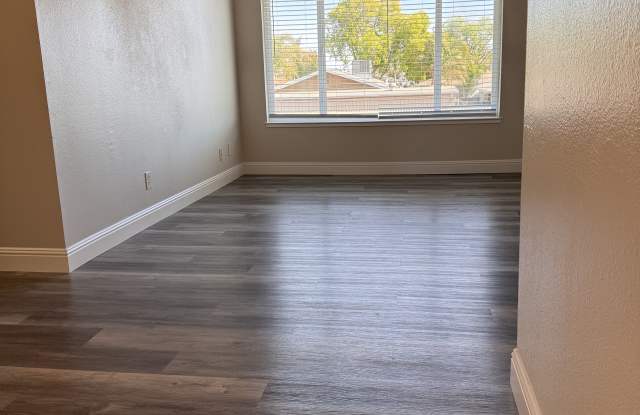 2912 N Tracy Blvd photos photos