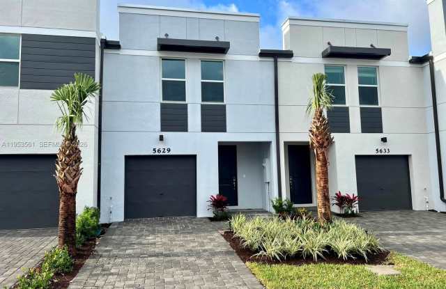 5629 Mentmore Dr photos photos