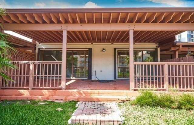 347 Leslie Dr th 347, Hallandale Beach, FL 33009 Gallery 1
