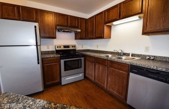 741 South Victory Drive - 741 S Victory Dr, Mankato, MN 56001